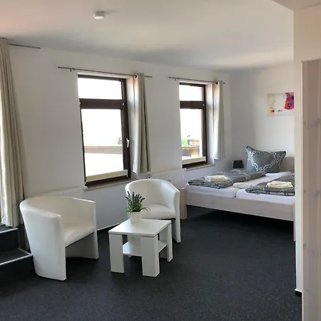 & Restaurant Deutsches Haus Feldberg *